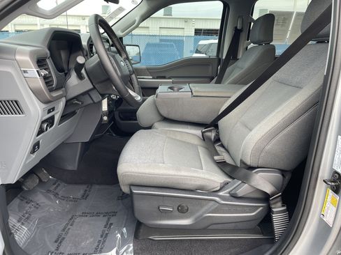 Used 2025 Ford F150 XLT w/ Equipment Group 301A Standard image 13