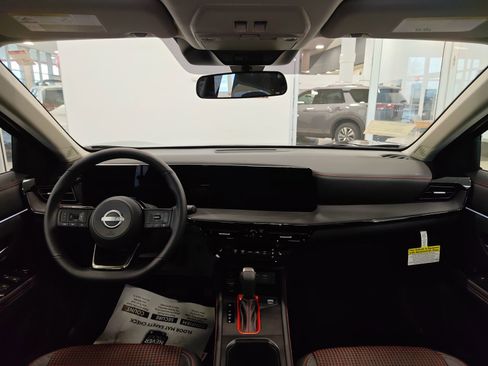 New 2026 Nissan Kicks SR image 31