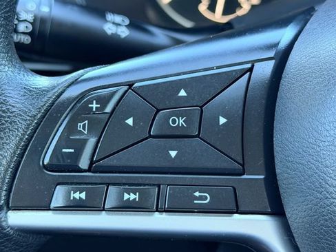 Used 2021 Nissan Altima 2.5 SV FWD image 25