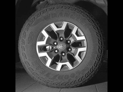 Used 2023 Toyota Tacoma TRD Off-Road AWD/4WD image 12