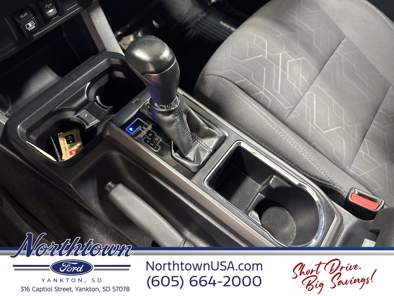 Used 2019 Toyota Tacoma TRD Off-Road AWD/4WD image 15
