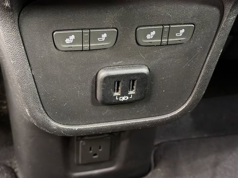 Used 2018 GMC Terrain Denali w/ Advanced Safety Package image 22