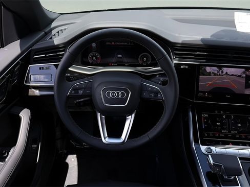 New 2025 Audi Q8 Premium Plus image 15