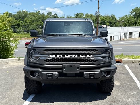 Used 2023 Ford Bronco Badlands AWD/4WD image 2