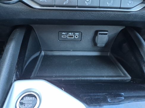 Used 2024 Nissan Altima 2.5 SV FWD image 28