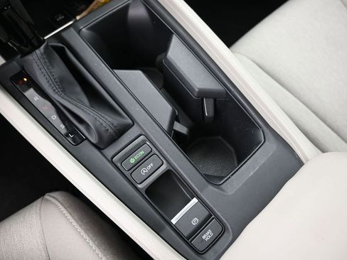 Certified 2023 Honda Accord EX image 22