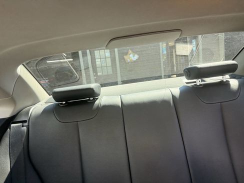 Used 2015 BMW 228i Coupe image 15