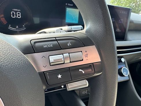 Used 2025 Hyundai Sonata SEL FWD image 14