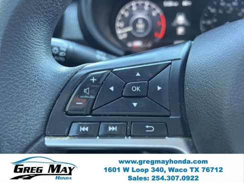 Used 2021 Nissan Kicks SV image 26