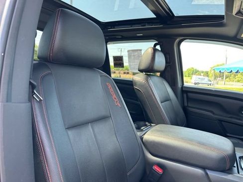 Used 2021 Nissan Titan PRO-4X w/ Pro-4x Convenience Package AWD/4WD image 25