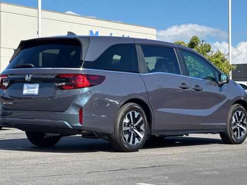 New 2026 Honda Odyssey EX-L image 4