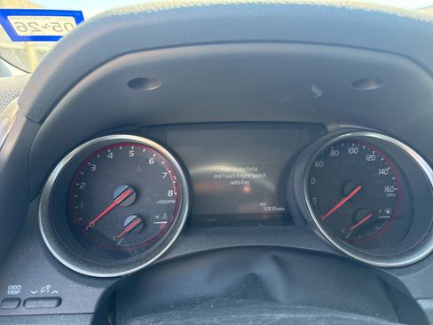 Used 2021 Toyota Camry XSE FWD image 15