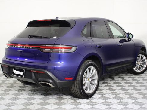 Used 2025 Porsche Macan image 7