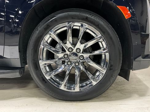 Used 2023 Cadillac Escalade ESV Premium Luxury Platinum w/ LPO, Radiant Package image 11