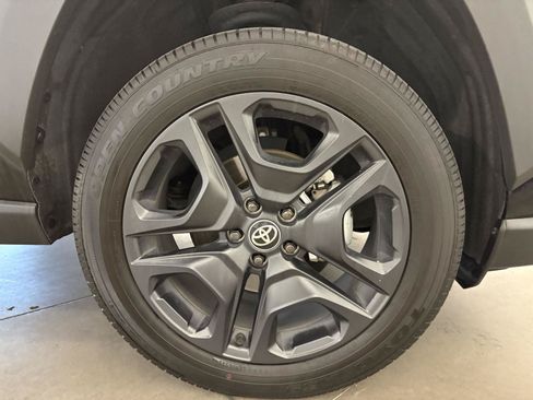 Used 2024 Toyota RAV4 Adventure w/ Convenience Package AWD/4WD image 39