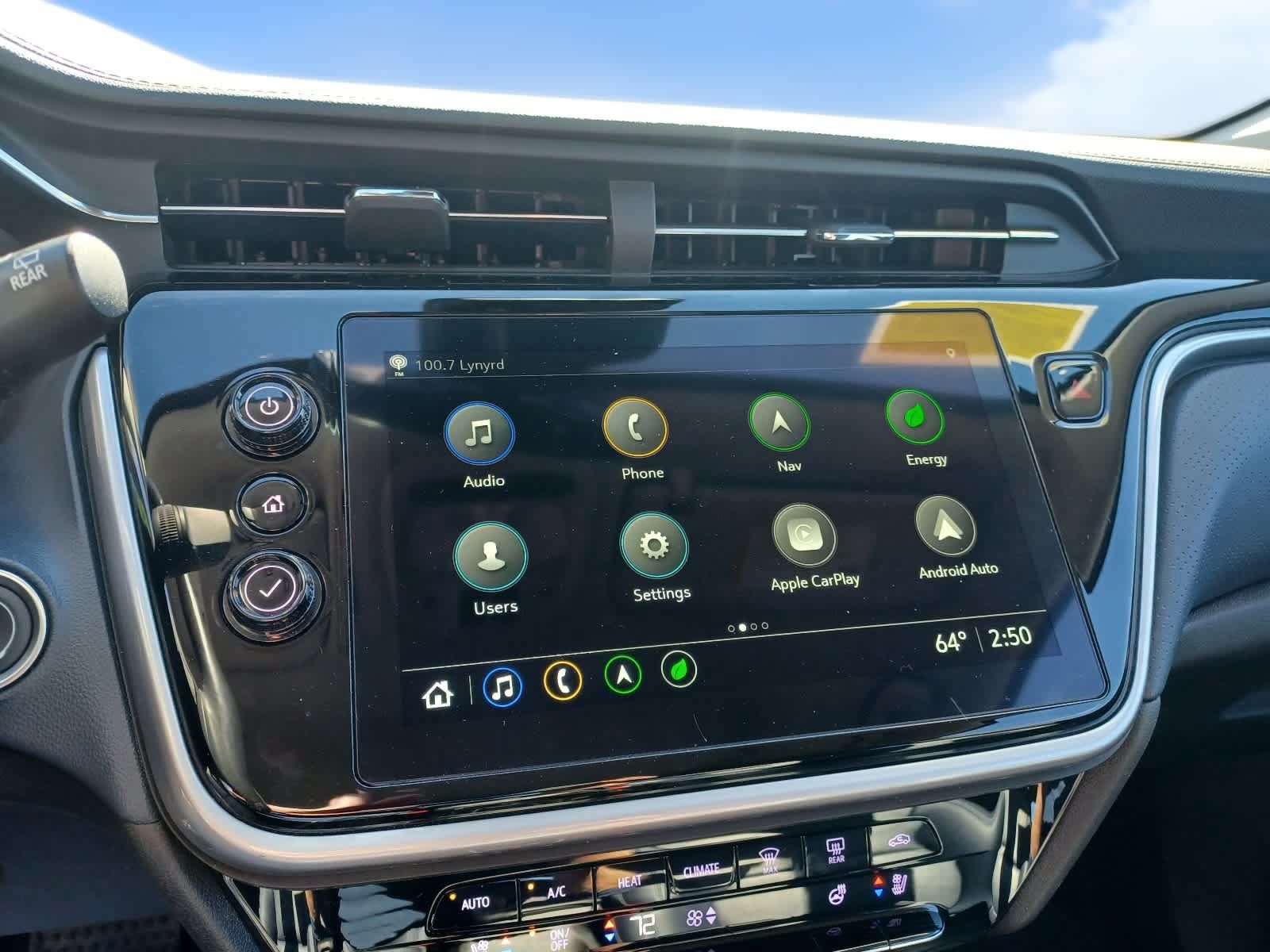 Used 2023 Chevrolet Bolt EUV Premier w/ Sun & Sound Package FWD image 11