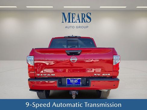 Used 2024 Nissan Titan SV w/ SV Convenience Package image 5