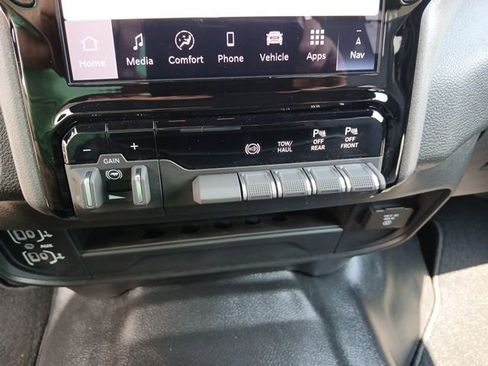 New 2026 RAM 2500 Tradesman image 38