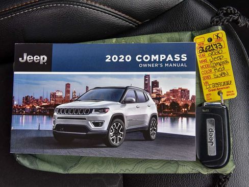 Certified 2020 Jeep Compass Latitude w/ Cold Weather Group AWD/4WD image 21