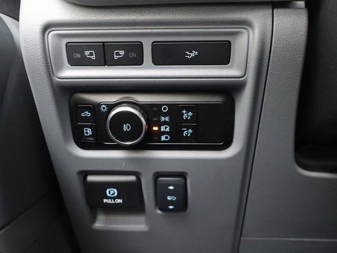 Used 2023 Ford F150 Lariat w/ Equipment Group 502A High image 33