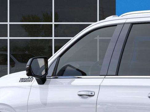 New 2026 Chevrolet Suburban High Country image 57