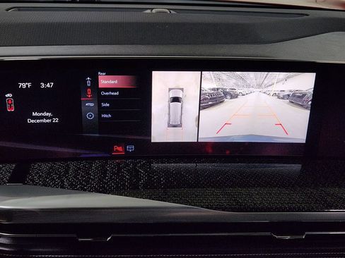 Used 2025 Cadillac Escalade V image 37