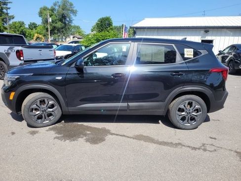 Used 2024 Kia Seltos LX AWD/4WD image 2