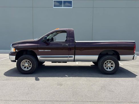 Used 2004 Dodge Ram 2500 Truck SLT w/ Trailer Tow Group AWD/4WD image 2