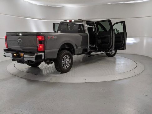 New 2025 Ford F350 Lariat w/ Lariat Ultimate Package image 25