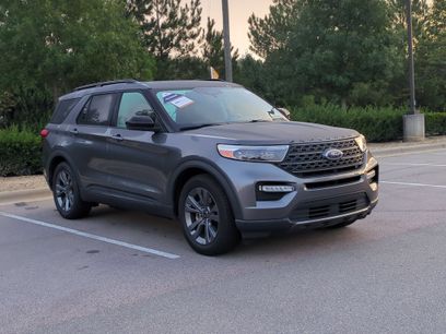 Used 2022 Ford Explorer XLT w/ Equipment Group 202A