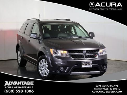 Used 2019 Dodge Journey SE w/ Connectivity Group FWD image 1