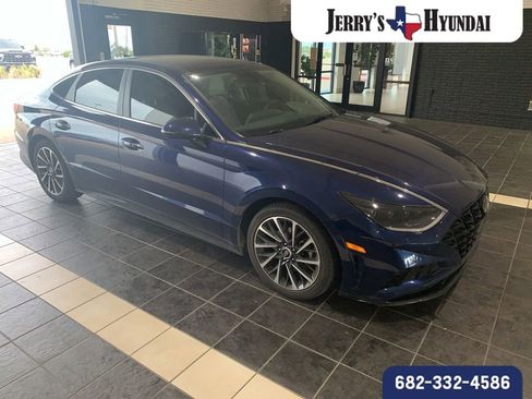 Used 2022 Hyundai Sonata Limited FWD image 2