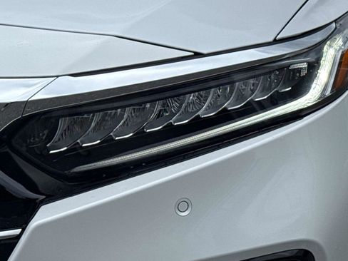 Certified 2021 Honda Accord EX-L image 10