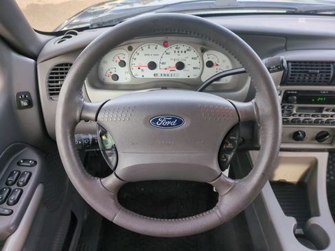Used 2001 Ford Explorer Sport Trac 4x4 image 22