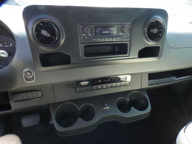 Used 2019 Mercedes-Benz Sprinter 170 image 13