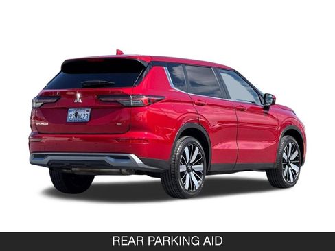 Used 2025 Mitsubishi Outlander SE FWD image 6
