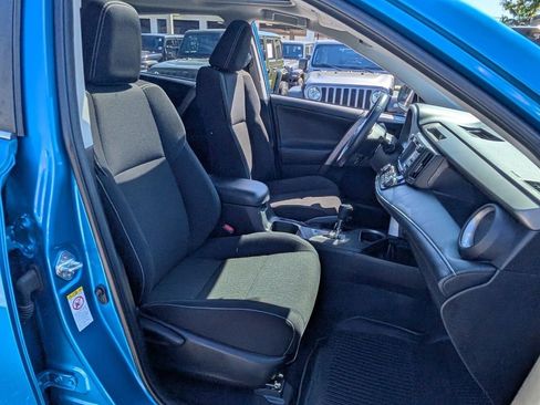 Used 2018 Toyota RAV4 XLE w/ Plus Extra Value Package image 19