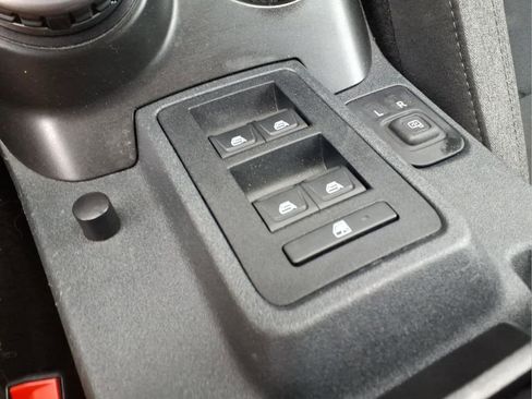 Used 2023 Ford Bronco Big Bend image 19