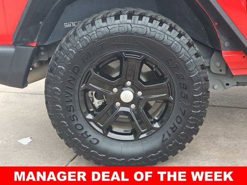Used 2021 Jeep Wrangler Sport AWD/4WD image 36