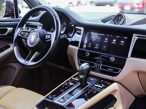 Used 2022 Porsche Macan AWD/4WD image 72