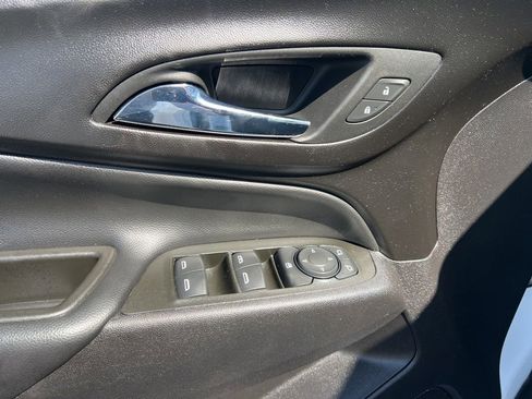 Certified 2024 Chevrolet Equinox LT FWD image 13