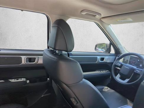 Used 2025 Hyundai Santa Fe Limited FWD image 23