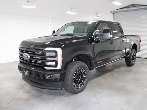 New 2026 Ford F250 Platinum image 3