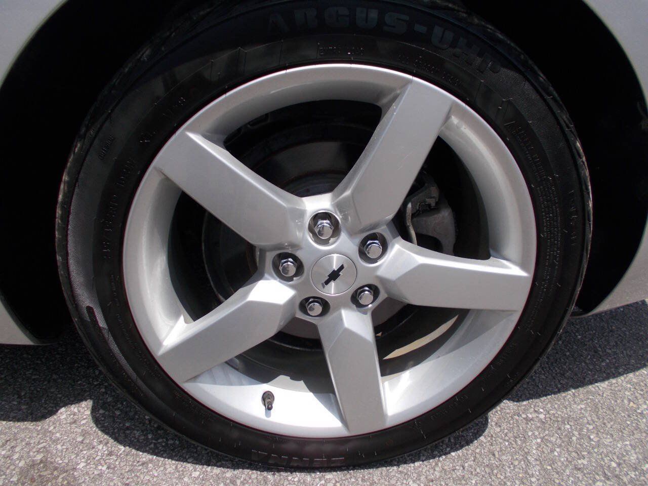 Used 2013 Chevrolet Camaro LS RWD image 9