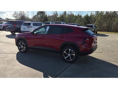 New 2026 Chevrolet Trax RS w/ Driver Confidence Package image 6