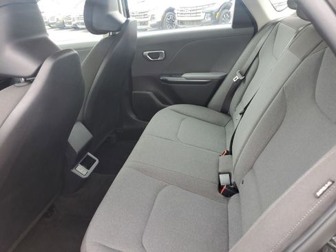 Used 2025 Kia K4 FWD image 29
