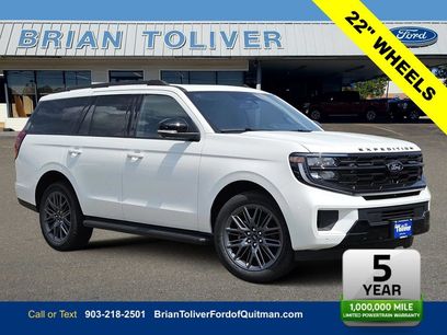 New 2026 Ford Expedition Platinum w/ Stealth Appearance Package
