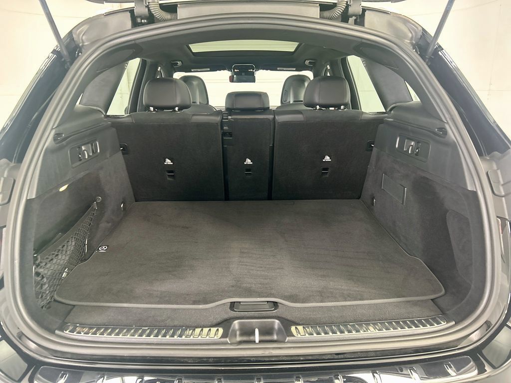 Used 2026 Mercedes-Benz GLC 43 AMG 4MATIC image 27