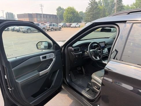 Used 2023 Ford Explorer Timberline w/ Timberline Technology Package AWD/4WD image 9