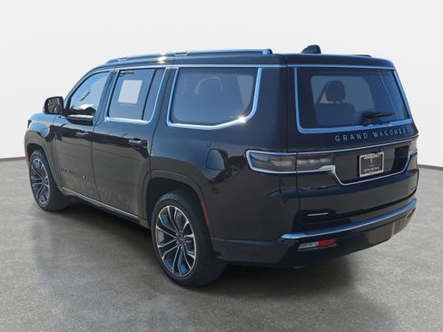 Used 2022 Jeep Grand Wagoneer Series III w/ Rear Seat Video Group 1 image 7